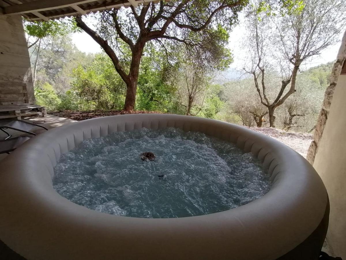 Sejour En Pleine Nature, Vue Imprenable, Jacuzzi Contes  Luaran gambar